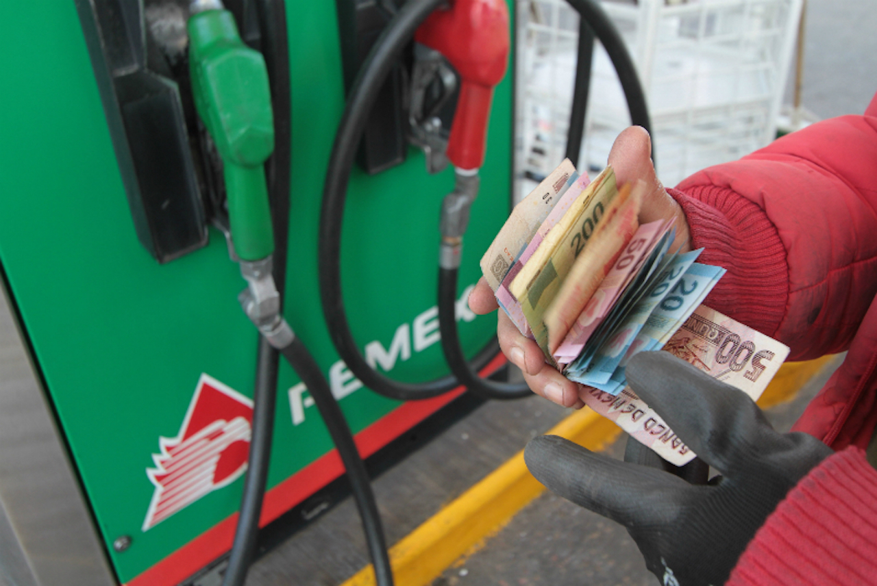 Profeco presenta App «Litro x Litro» que ayuda a usuarios a encontrar gasolina barato