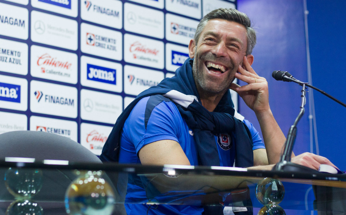 Caixinha ignora rumores de su salida