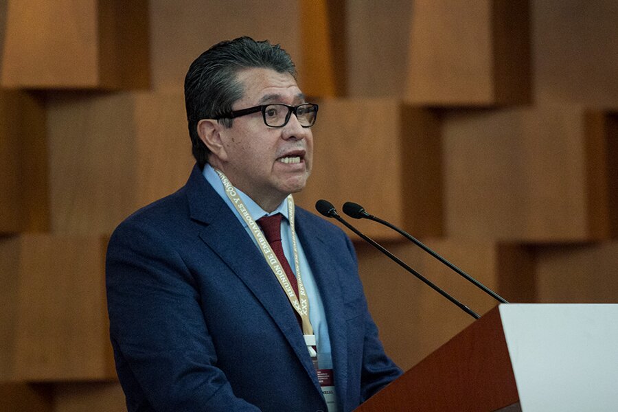 Ricardo Monreal descarta buscar la dirigencia de Morena