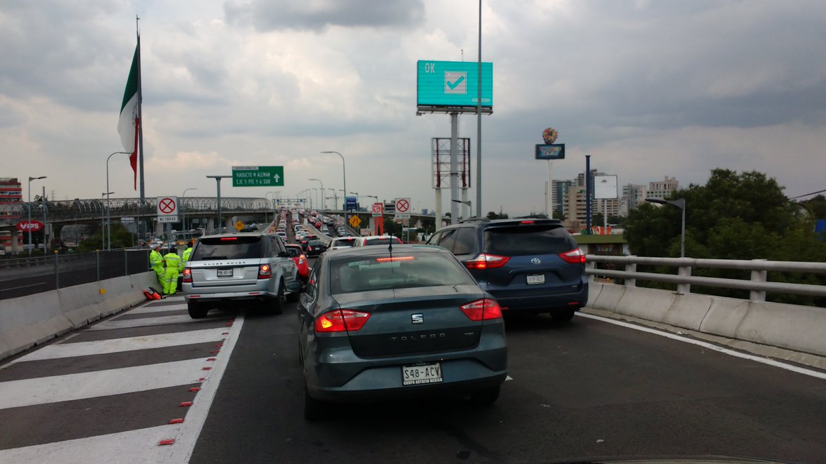 Legisladores de MORENA van por estacionamientos y segundos pisos gratis