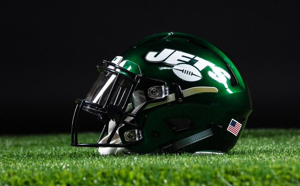 New York Jets presentan nuevos uniformes y casco para 2019 en la NFL
