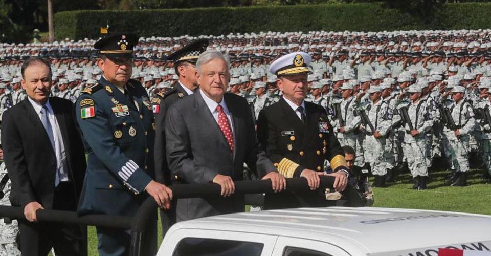 Pide AMLO a Guardia Nacional pleno respeto