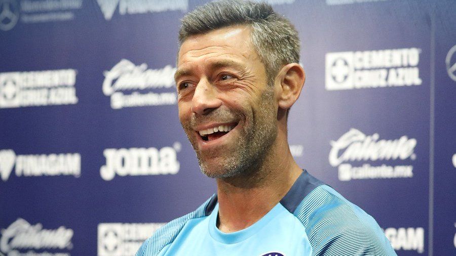 Caixinha, satisfecho con el plantel de Cruz Azul