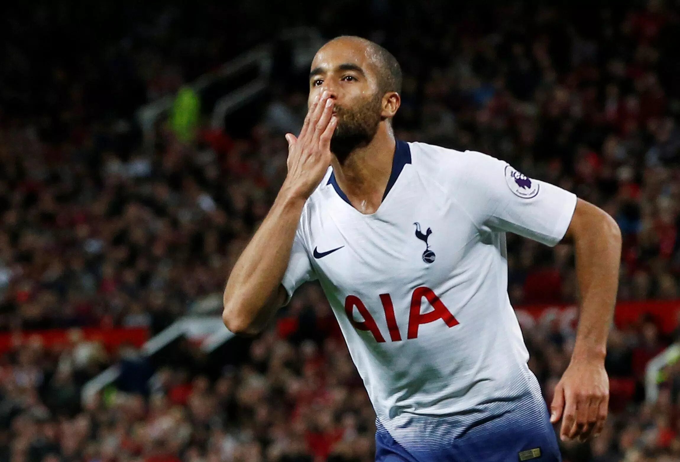 Lucas Moura renueva su contrato con el Tottenham