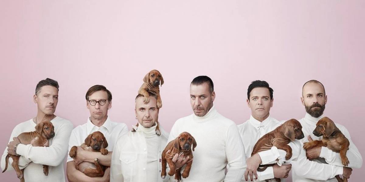 Integrantes de Rammstein se besan en pleno concierto