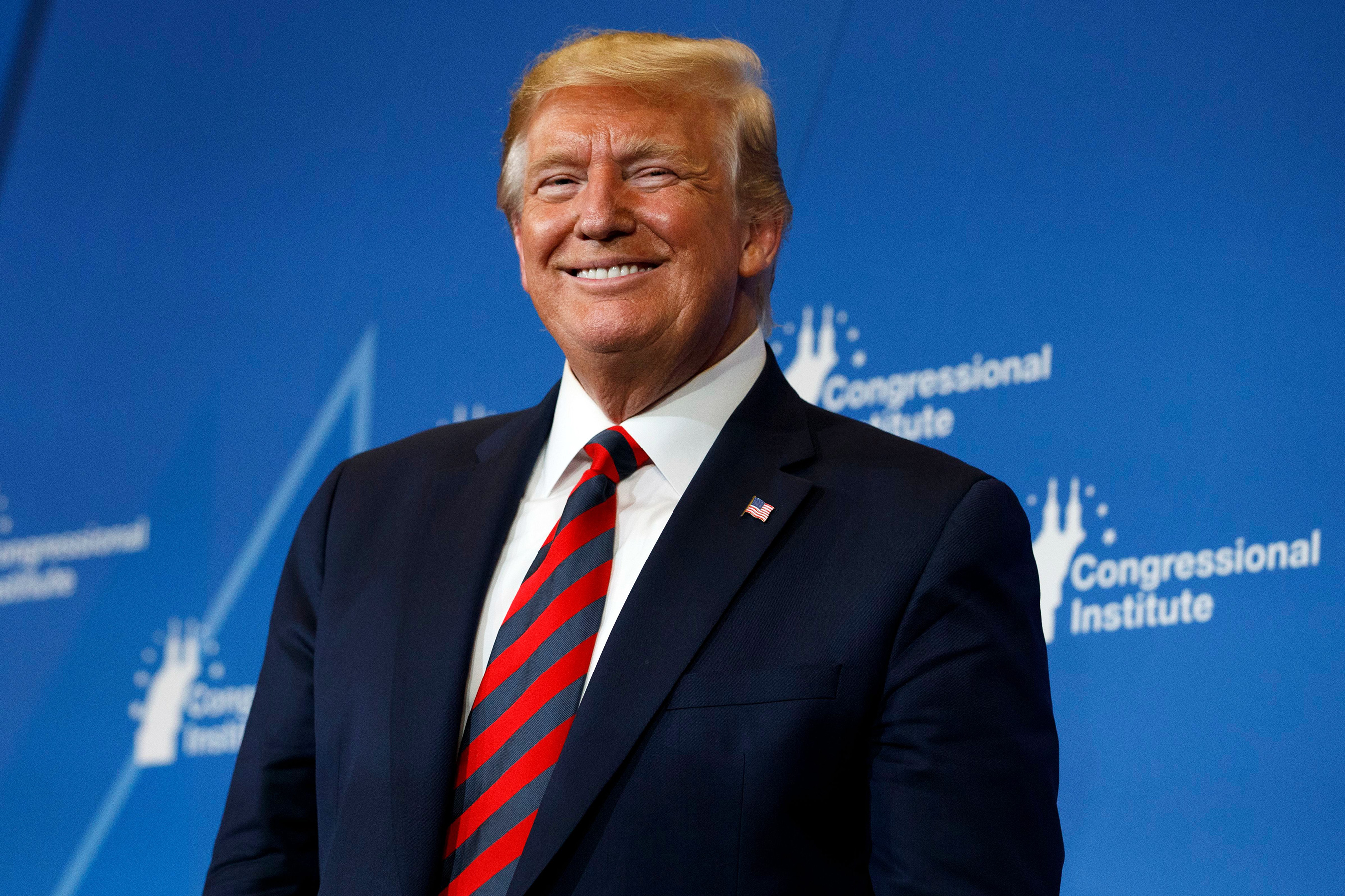 Trump en busca de millones en California para reelegirse