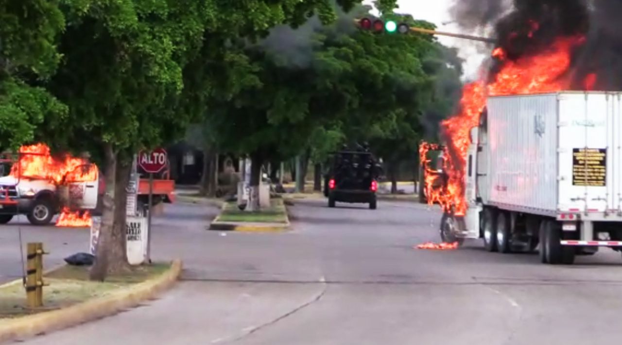 Fueron 11 horas de intensa balacera en Sinaloa