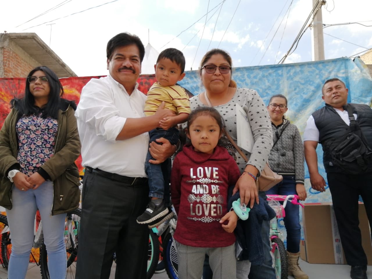 Chiguil realiza obras para mejorar calidad de vida de maderenses.