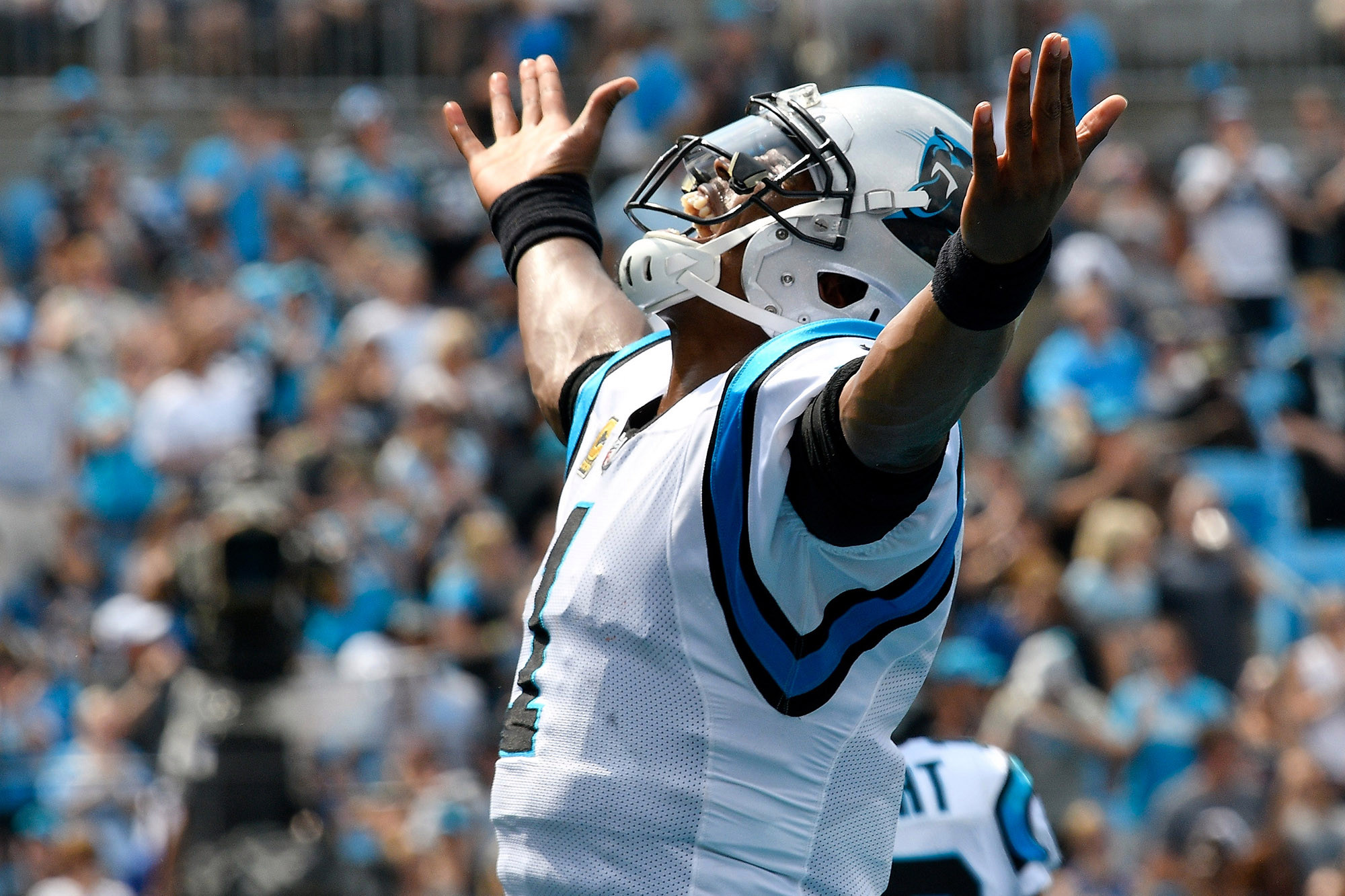Cam Newton es nuevo Quarterback de los Patriots