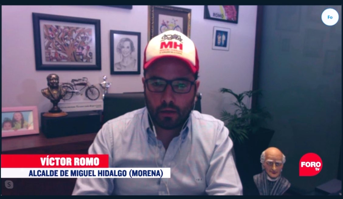 La entrevista de Victor Romo con el periodista Genaro Lozano