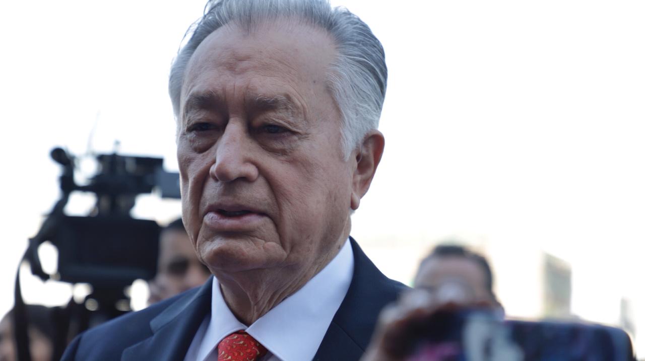 SFP inhabilita a empresa de hijo de Bartlett y le impone multa de 2 mdp