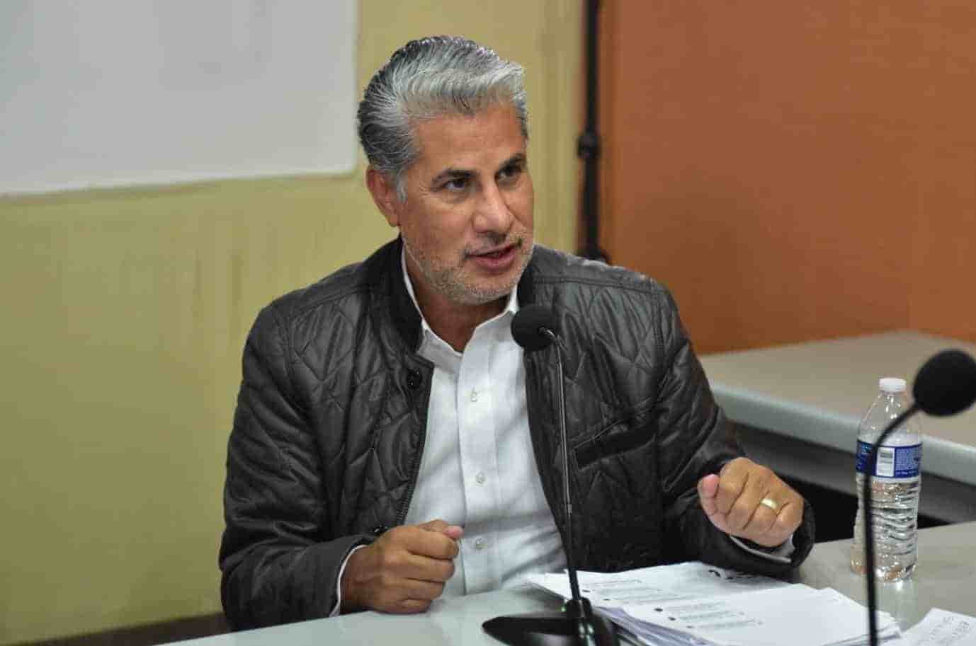 El INE debe organizar debate y encuestas para elegir a los dirigentes de MORENA