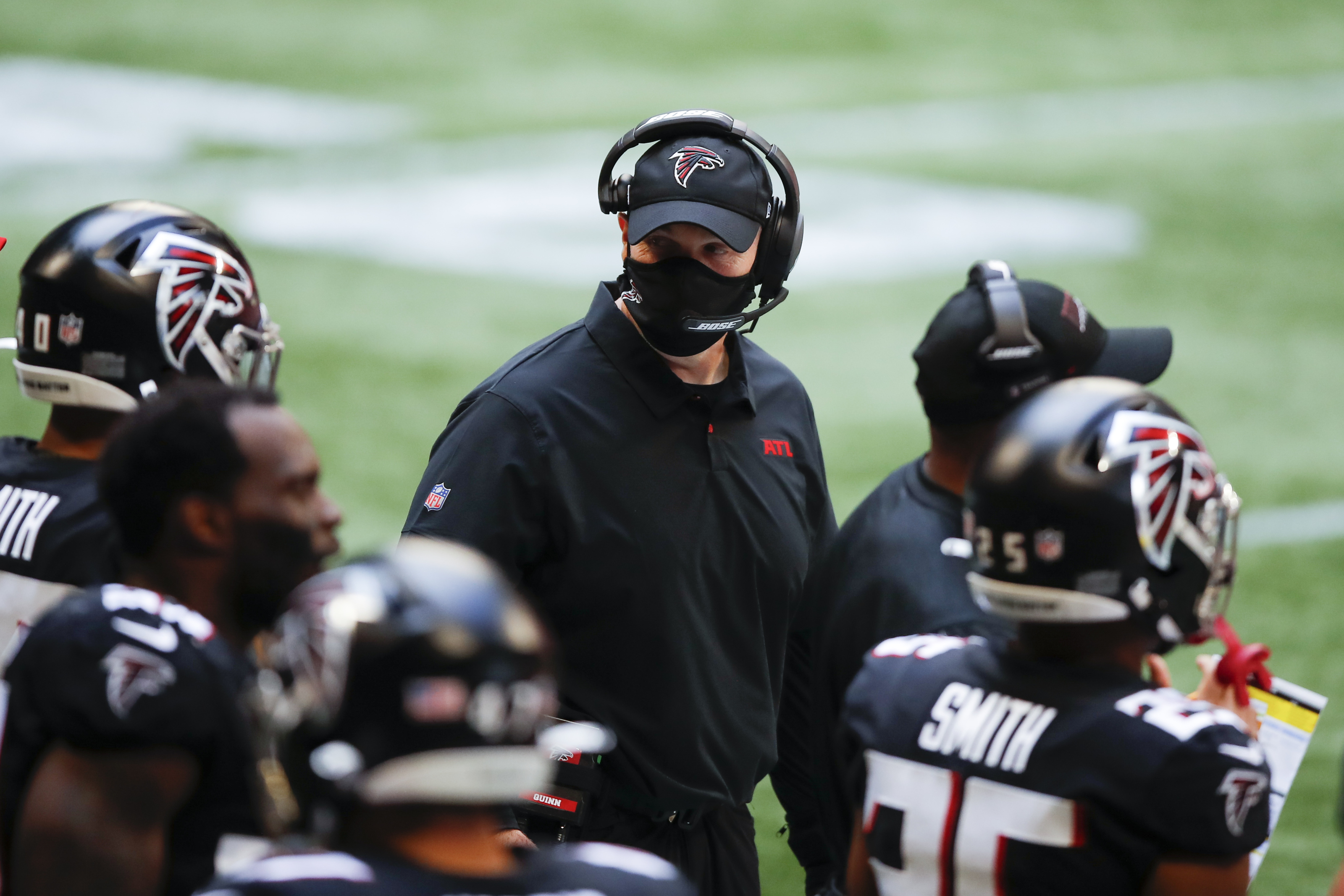 Falcons despiden a Dan Quinn tras malos resultados