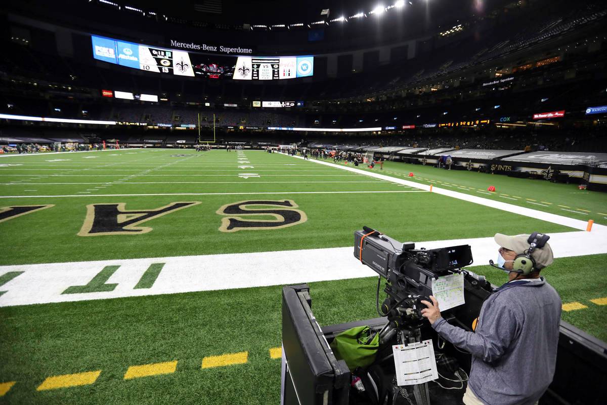 Los aficionados de los Saints regresan al Superdome