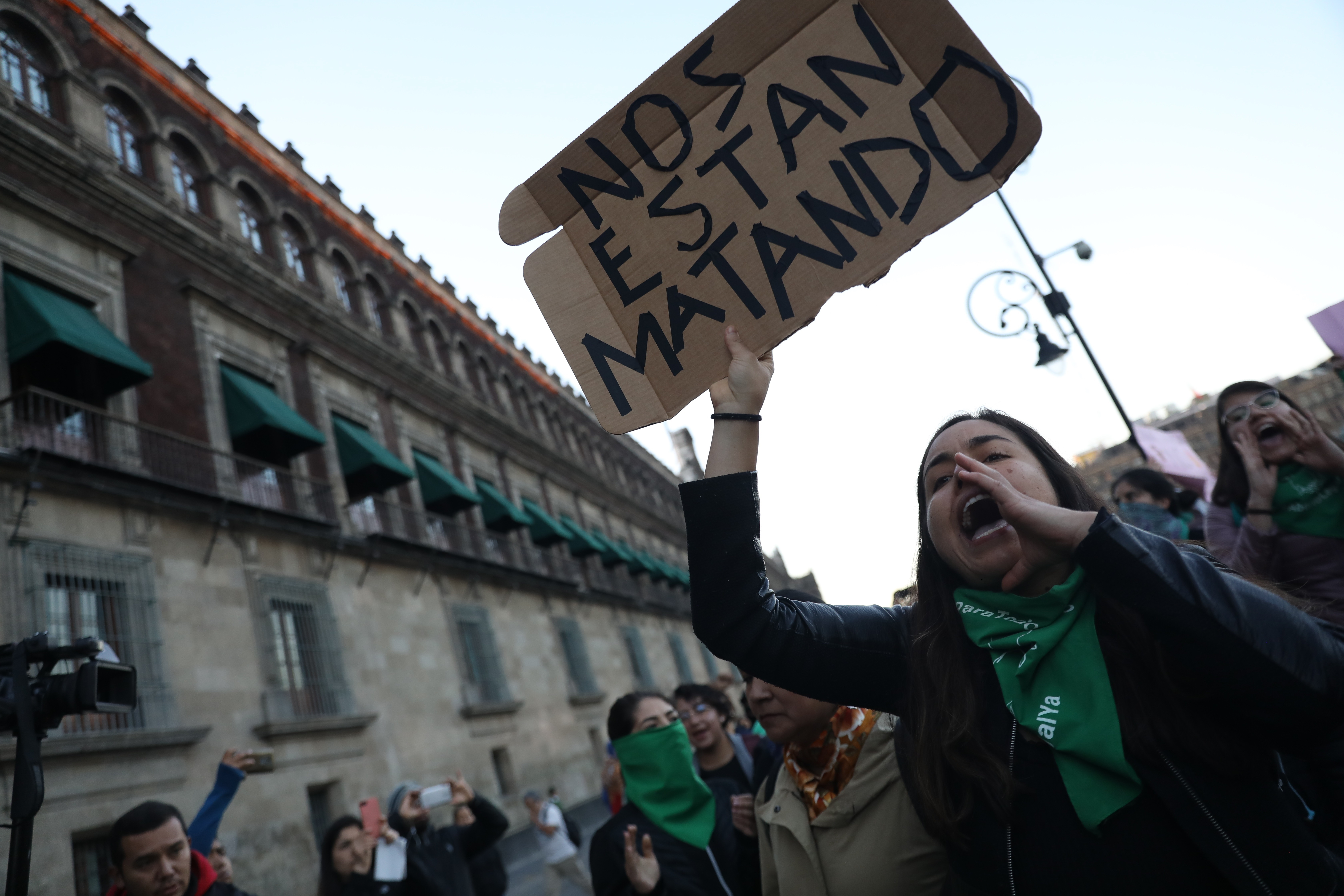 Siete de cada 10 mujeres se sienten inseguras en su ciudad: Inegi
