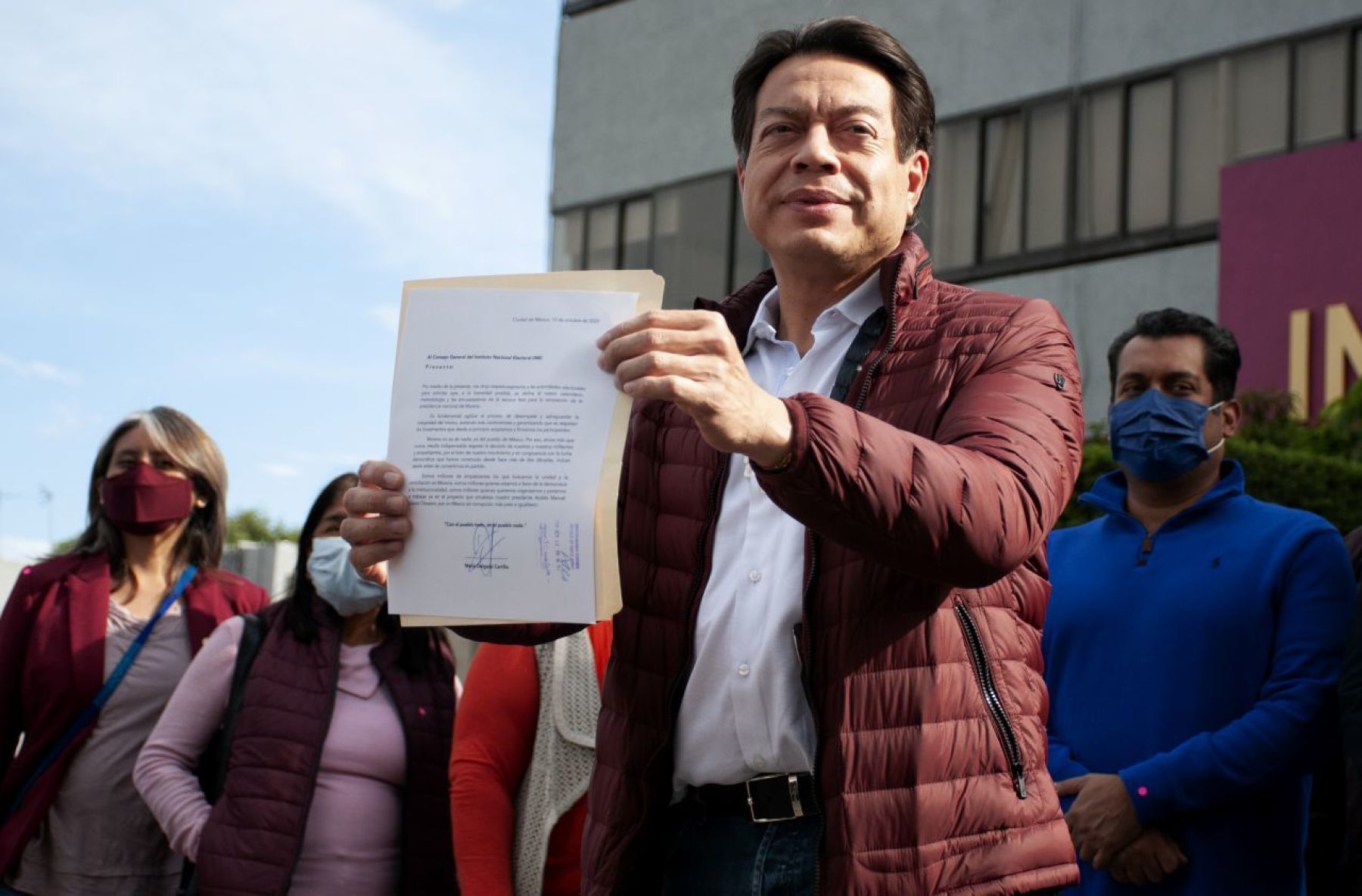 Gana Mario Delgado dirigencia nacional de Morena con 58.6% de preferencia