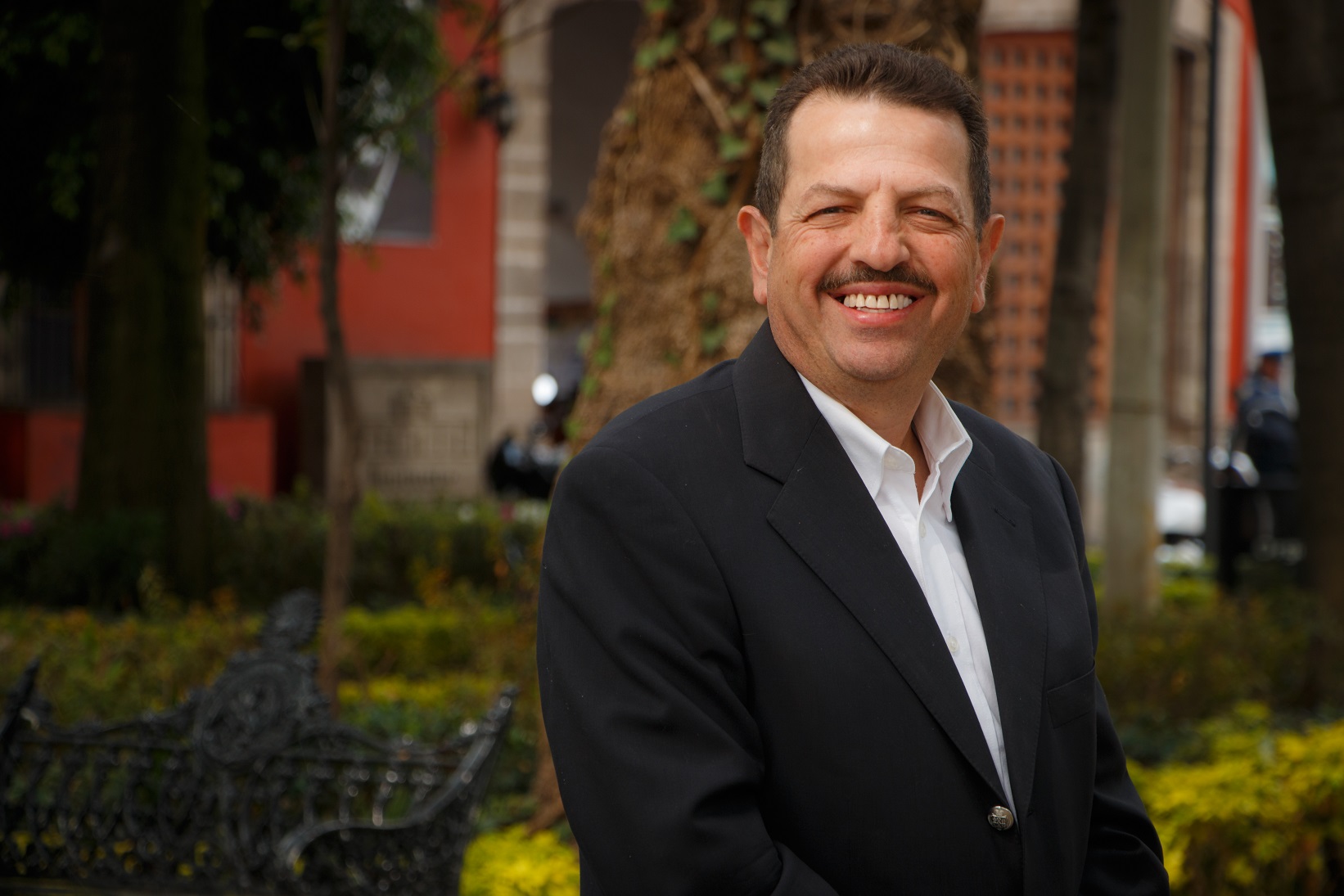 Fadlala Akabani «seduciendo» a la pandemia capitalista