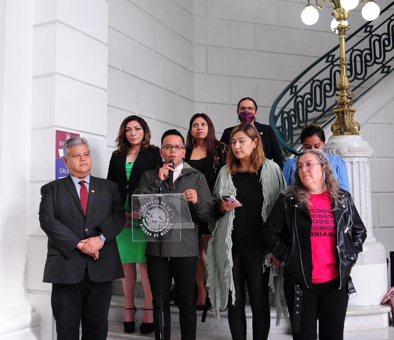 Inaceptables conductas violentas de diputados panistas dentro del Congreso CDMX