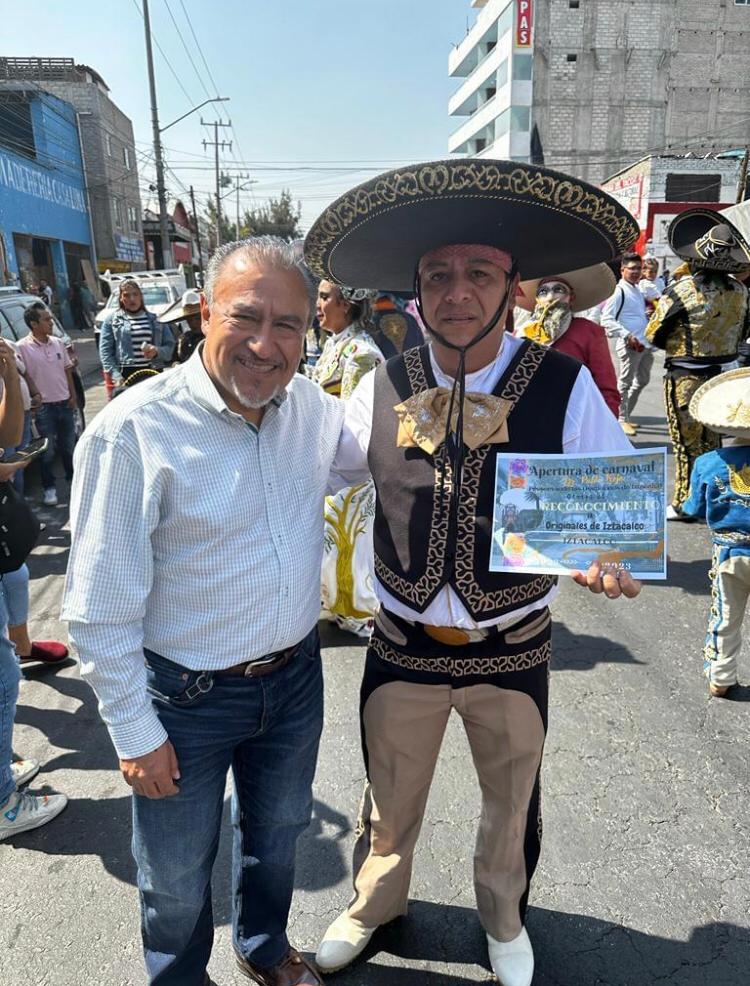 Participa Pablo Trejo en la Gran Apertura del Carnaval del Barrio de Santiago en Iztacalco.