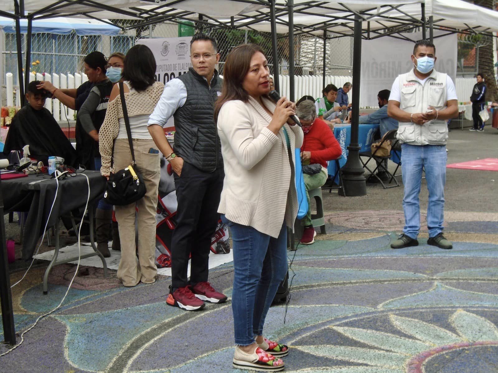 Importante entrevista de la periodista Carol Orozco a la Diputada de Tlalpan Xóchitl Bravo