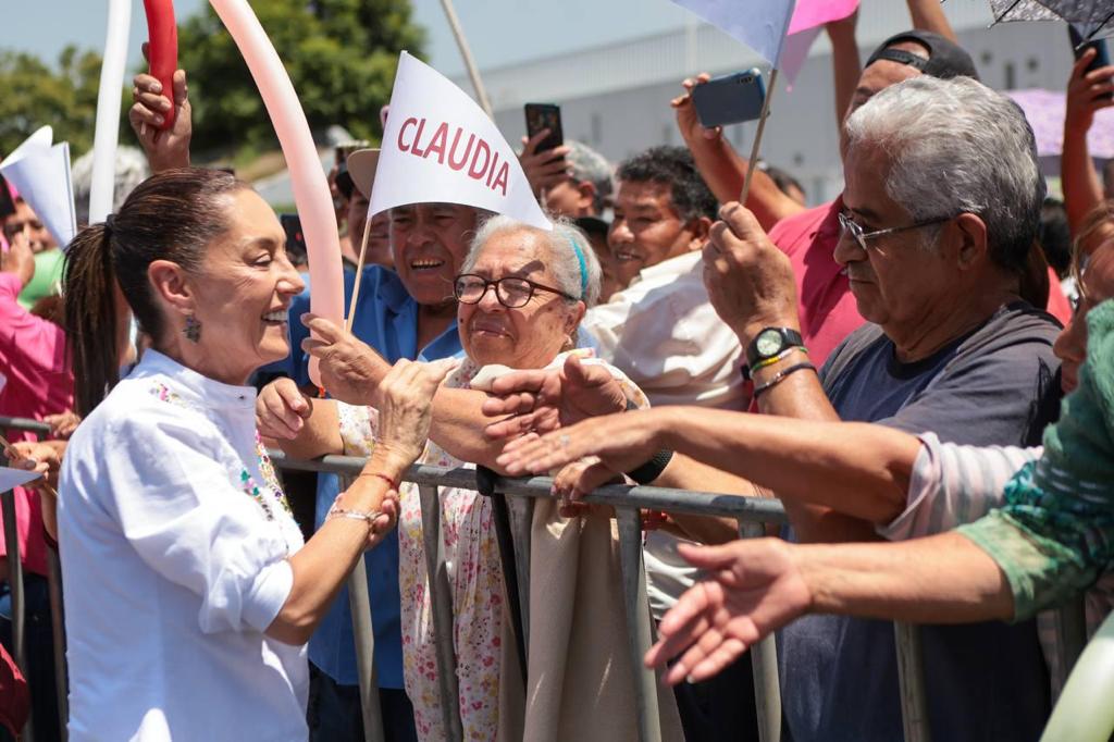 «La economía está mejor que nunca. México hoy brilla en todo el mundo»: resaltó Claudia Sheinbaum en la Alcaldía Gustavo A. Madero de la CDMX