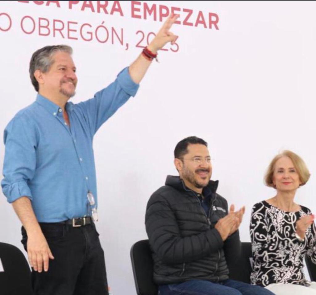 Las Becas Estimulan el Desarrollo Social:Doctor Luis Humberto Fernández Fuentes