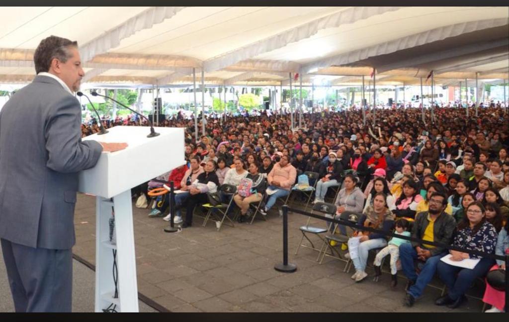 La Educación Primero Afirmó el Doctor Luis Humberto Fernández Fuentes