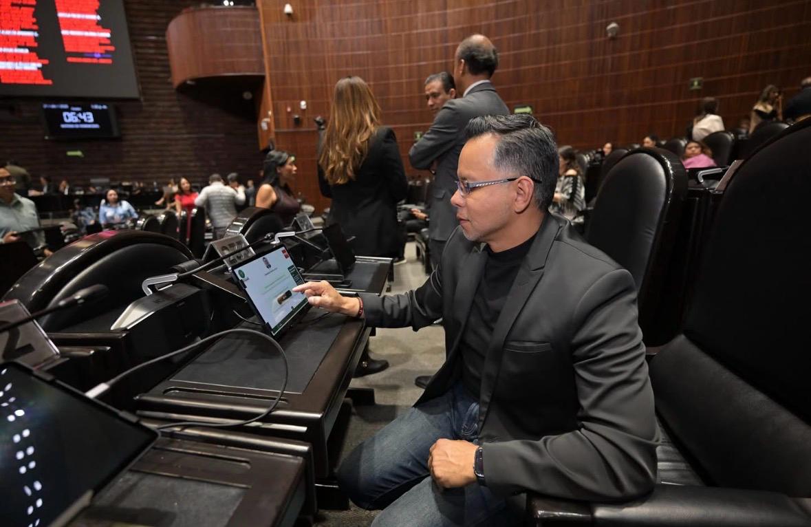 Desde San Lázaro, el Diputado Federal por Tlalpan Carlos Mirón subraya que con mayoría calificada la Cámara de Diputados fortalece al INE con nuevos nombramientos