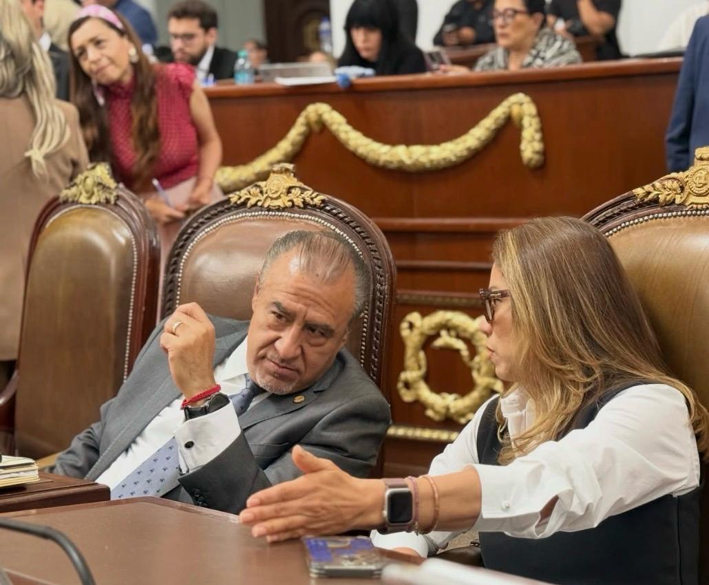 En una jornada que fue calificada como histórica y contundente, el Diputado Pablo Trejo Pérez, Presidente de la Comisión de Hacienda del Congreso de la Ciudad de México, celebró con firmeza el fin definitivo de los privilegios salariales que durante años caracterizaron a la llamada “casta dorada” del servicio público