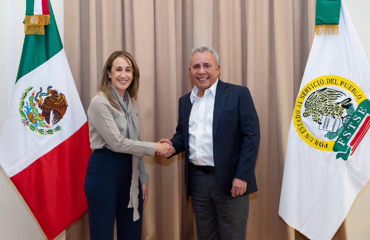 Con una visión de alianza estratégica entre el ámbito legislativo y el sindicalismo nacional, el Dirigente de la Federación de Sindicatos de Trabajadores al Servicio del Estado (FSTSE), Licenciado Marco Antonio García Ayala, sostuvo un encuentro de trabajo con la Senadora del Partido Verde Ecologista de México por Guanajuato, Kikis Magaña, para construir una agenda común en temas prioritarios para el país