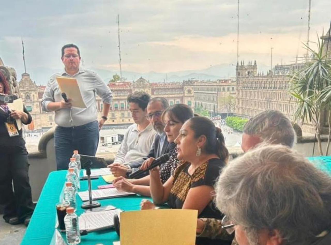 Con una postura firme y sin matices, la Diputada Xóchitl Bravo Espinosa, Coordinadora Parlamentaria de MORENA en el Congreso de la Ciudad de México, exigió que las ferias y romerías de la Ciudad de México dejen de ser vistas como actividades secundarias y sean reconocidas plenamente dentro del Plan General de Desarrollo (PGD) como lo que son: pilares culturales y motores económicos de la capital