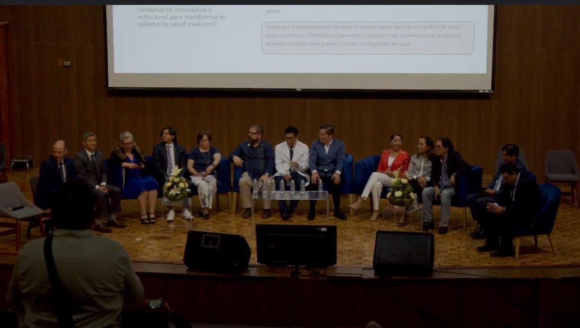 El Diputado Pablo Trejo Pérez hizo un llamado a fortalecer la información y la conciencia pública sobre la Hipertensión Arterial Pulmonar (HAP), en el marco de la conmemoración del Día Mundial de esta enfermedad, considerada una afección crónica, progresiva y de alta complejidad médica que afecta directamente las arterias pulmonares y el funcionamiento del corazón