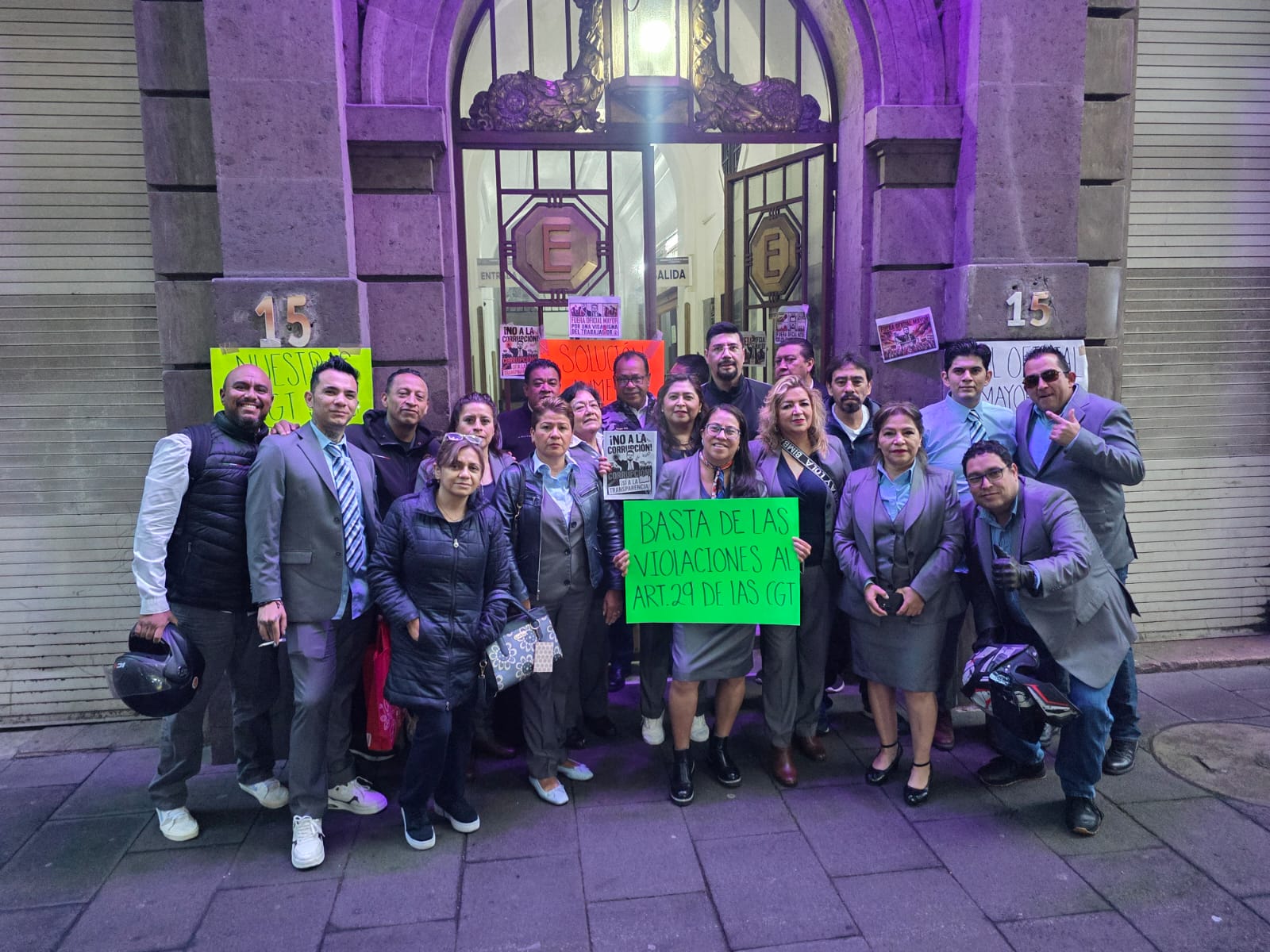 El Sindicato de Trabajadores del Congreso de la Ciudad de México (STCCDMX) solicita urgentemente una mesa de trabajo con la autoridad para entablar un diálogo institucional para alcanzar consensos en beneficio de las y los trabajadores