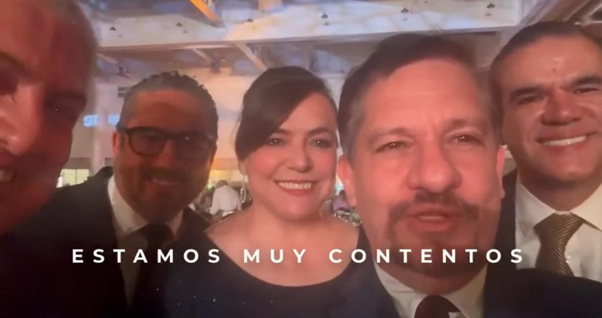 En una jornada cargada de emoción, gratitud y orgullo universitario, el Diputado Federal por Querétaro, el Doctor Luis Humberto Fernández Fuentes, participó como invitado de honor en la celebración dedicada a las y los maestros de la Universidad Autónoma de Querétaro, organizada en conjunto con el sindicato y las autoridades de esta emblemática casa de estudios