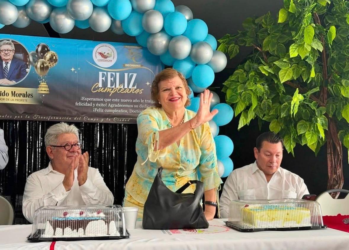 «Larga vida a un chiapaneco excepcional»: reconocimiento al Doctor Plácido Morales Vázquez