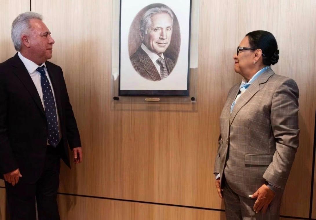 EL LICENCIADO MARCO ANTONIO GARCÍA AYALA DESTACA EL FUERTE LIDERAZGO DEL LICENCIADO JOEL AYALA ALMEIDA DURANTE LA MAGNA CEREMONIA DE INAUGURACIÓN DEL SALÓN DE PLENOS PRESIDENTES DE LA FSTSE