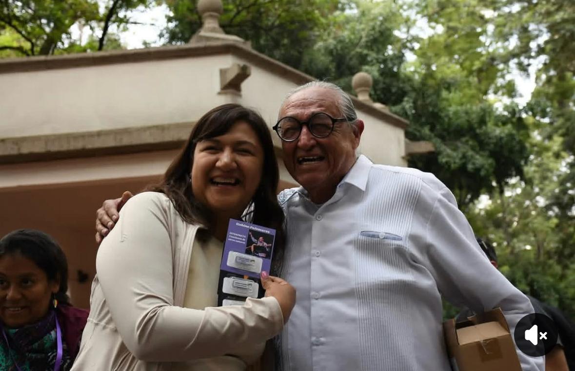 EL PUEBLO CHINTOLOLO LAMENTA EL SENSIBLE FALLECIMIENTO DEL TROVADOR GABINO PALOMARES: NANCY MARLENE NUÑEZ RESENDIZ
