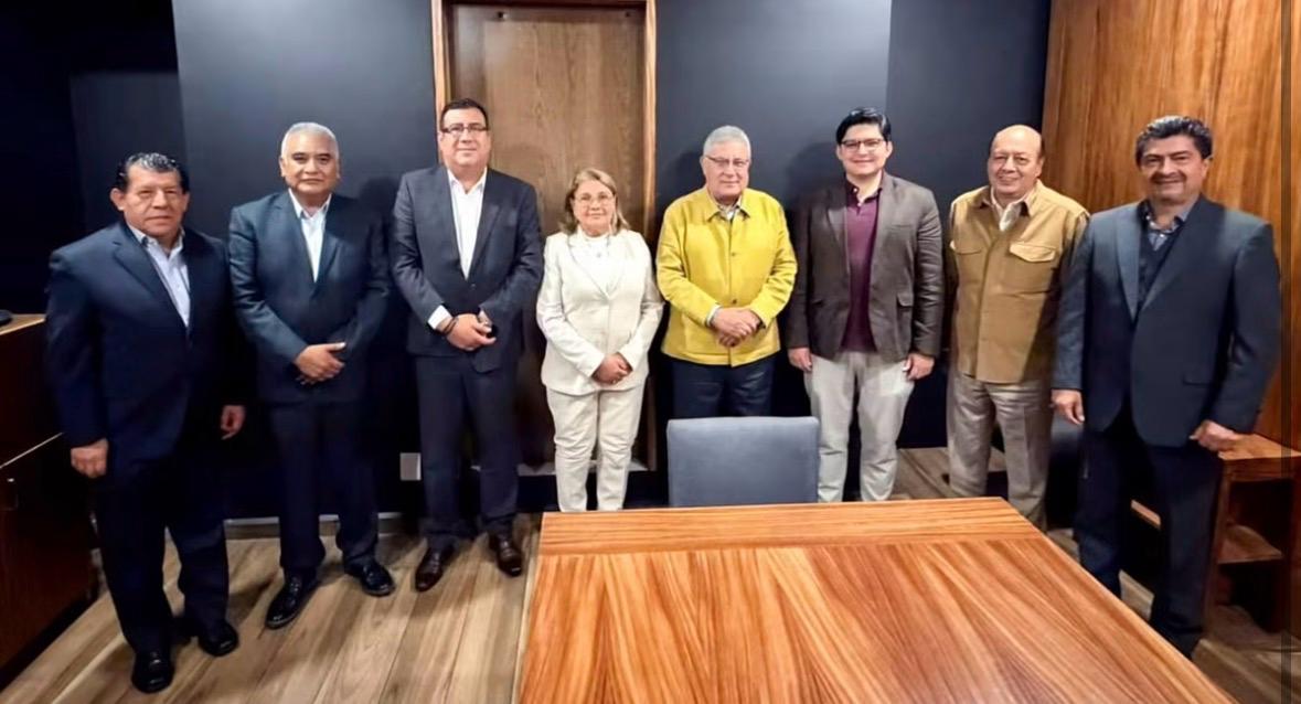 Alfonso Cepeda Salas y Felipe González Villegas fortalecen el diálogo político del SNTE con Pablo García, dirigente de Morena en la Ciudad de México